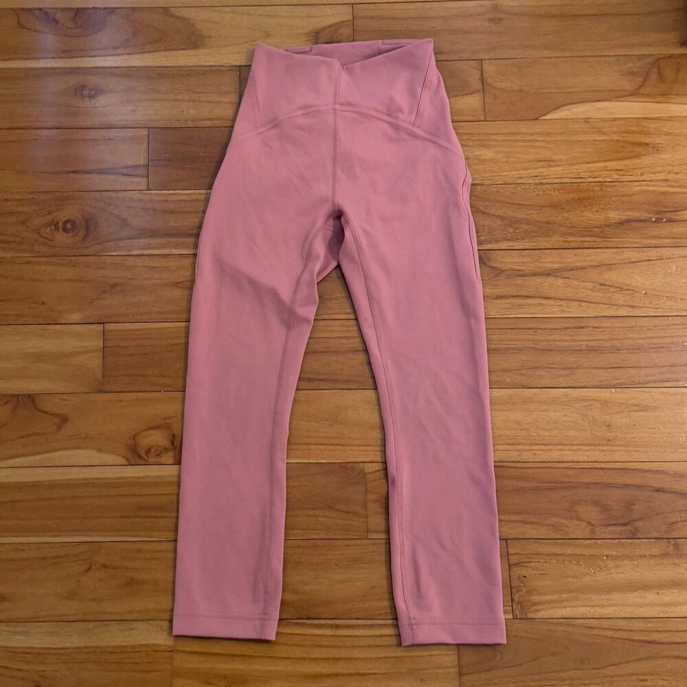 Women Lululemon InStill High-Rise Tight 21" Brier Rose Size 0 Activewear Yoga